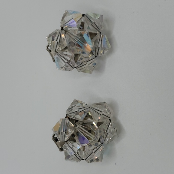 Vintage Faceted Graduated Glass Crystal Aurora Borealis Necklace & Earrings Set - Picture 2 of 7